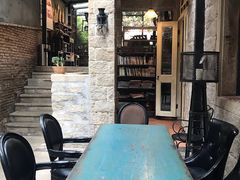 -杨桃院子咖啡吧(中华红墨店)