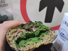 -HOT CRUSH趁热集合·现烤面包(上海环球港店)