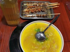 -茸梅路右拐龙虾-农家菜(松江店)