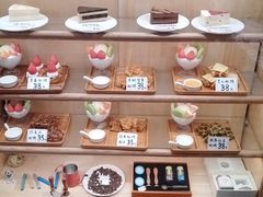 -猫的天空之城概念书店(杭州南宋御街店)