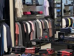 -王府井奥莱临潼小镇(临潼店)
