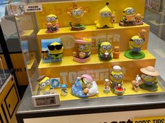 -泡泡玛特POPMART(黄岛新城吾悦店)