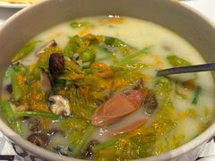 -客家大院·非遗赣南客家菜(郁孤台店)