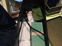 -文艺复兴百货(米兰大教堂广场店)