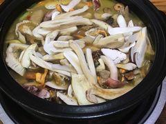 -菌之家·专业纯野生菌火锅·特色炒菌