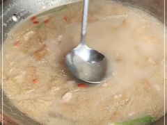 -老来福·非遗酸汤兔(凯旋路店)