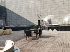 -异次元·LIGHT HOUSE·美食酒廊·休闲露台