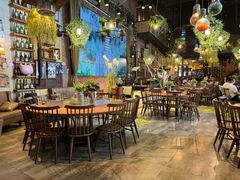 -临界音乐酒馆·小龙虾·江湖菜(华熙LIVE·鱼洞店)