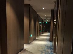 -丽辰酒店(深圳翻身地铁站店)