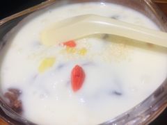 -茶花妹子云南餐厅(传媒大学店)