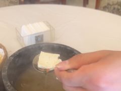 -鲁朗纳麦石锅鸡庄园