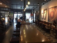 大堂-星巴克臻选(广州东山锦轩店)