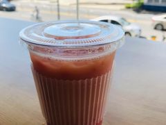 草莓波波（冻）-RWORK·COFFEE(滨江店)