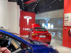 -TESLA 特斯拉(北京颐堤港体验店)