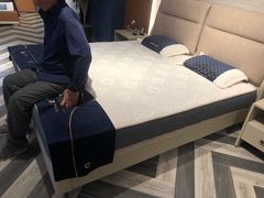 -红星美凯龙(上海沪南店)