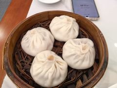 -老西白点心店