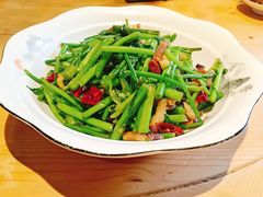 -寻钵记民菜馆·正宗常德钵子菜(滨湖路店)