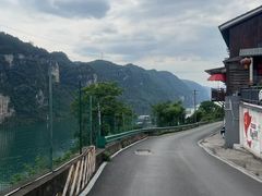 -三游洞