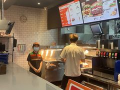 -汉堡王(梅村服务区南店)