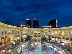 -佛罗伦萨小镇广佛名品奥特莱斯(疏港路店)