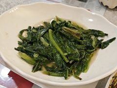 -汗腾格里·风味餐厅(新疆驻京办店)