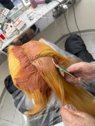 -PE SALON