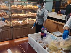 面包甜点陈列柜-新侨三宝乐面包店(崇文门店)