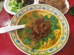 -金杨拉面王小吃面馆·牛三宝面·红烧牛肉粉