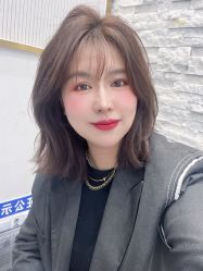 -韩国丽安形象设计