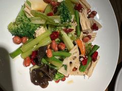 -耶里夏丽新疆餐厅(百联中环购物广场店)