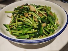 藜蒿炒腊肉-回家吃饭·地道南昌菜(建德观总店)