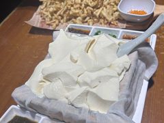 -95号酱骨·一块豆腐(展春园西路店)