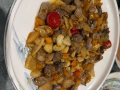 -朱记乳鸽王·非遗石岐乳鸽·全鸽宴(大兴旗舰店)