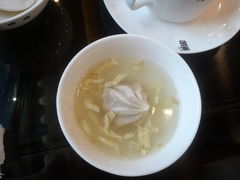小笼-鸿瑞興面馆(梅岭店)