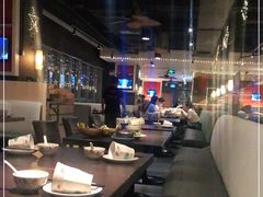 大堂-大头虾越式风味餐厅(光明广场店)