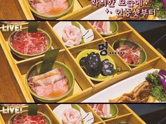 -青瓦炭韩潮烤肉(花园道店)