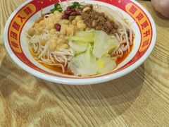 -魔都三兄弟酸辣粉·蘸卤炸串(虹桥万科店)