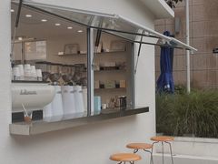 -HUGS coffee(东区店)