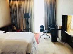 -广州天河希尔顿酒店