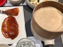 酥不腻烤鸭-小大董·烤鸭(观景餐厅·南京西路店)