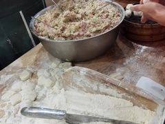 -舒小笼松针小笼包