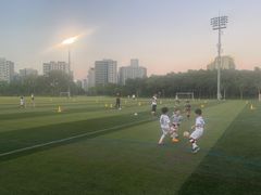 -Riverside河畔少儿足球培训(前滩店)