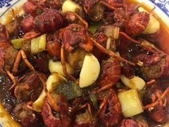 -江城燕子大排档(江汉路步行街店)