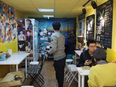用餐区-志龙皇冠吃货椰子铺