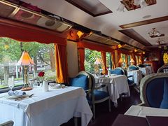 -火车头法国西餐厅