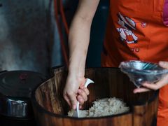 -梁阿婆廿年老牌扣肉糯米饭