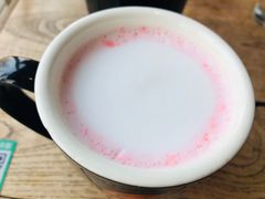 草莓拿铁-D STAR COFFEE帝星咖啡