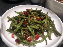 -李记饺子·熏酱东北菜(欢乐谷店)