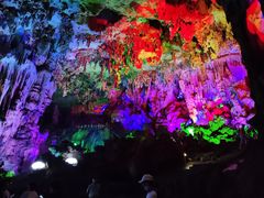 -伊岭岩风景区