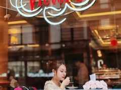 -上海和平饭店维克多咖啡厅 Victor's